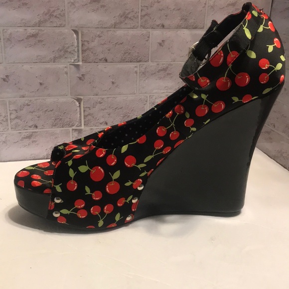 Penthouse Black and Red Cherry Pinup Platforms - Picture 7 of 14